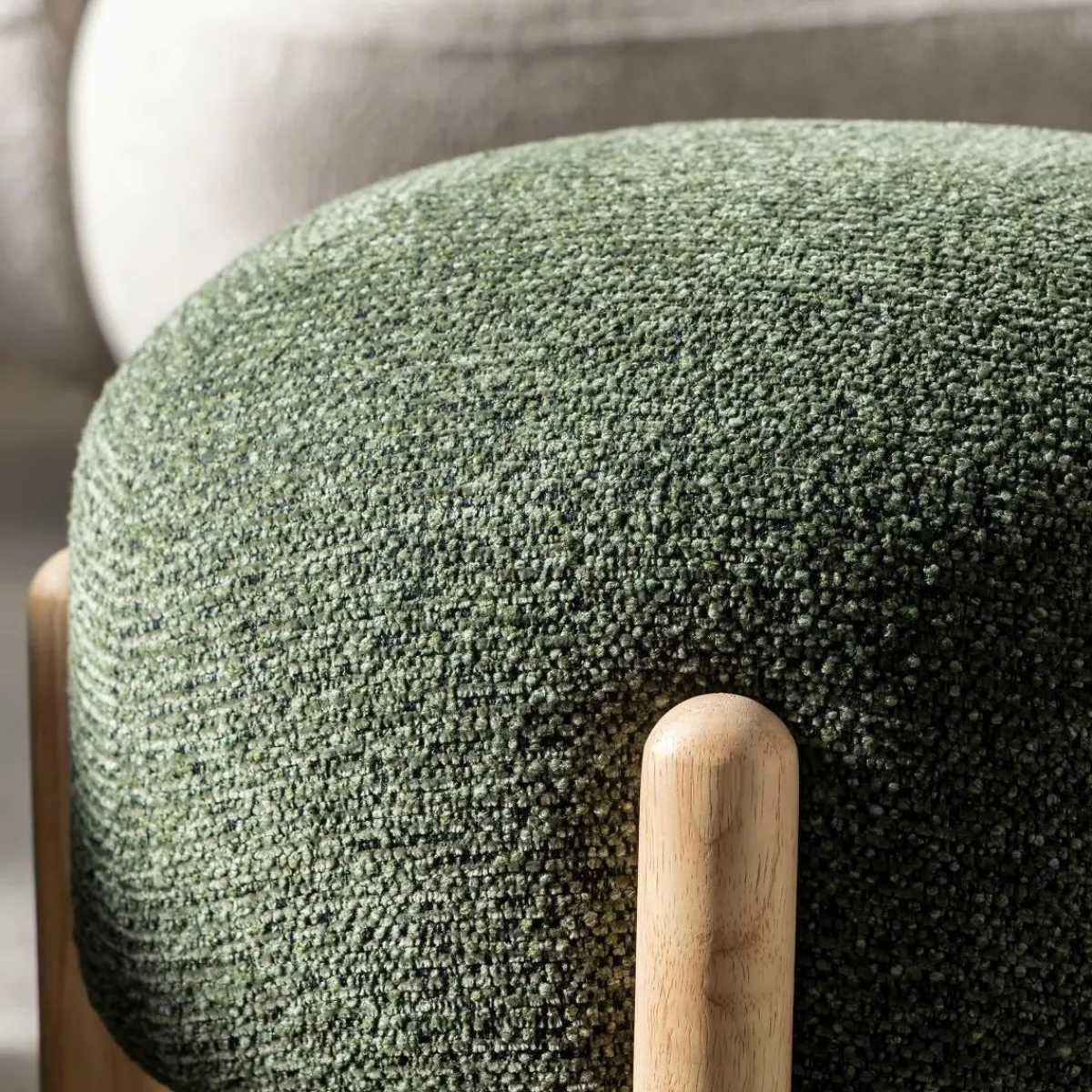 Made in Meubles Tabouret en tissu bouclette Nério