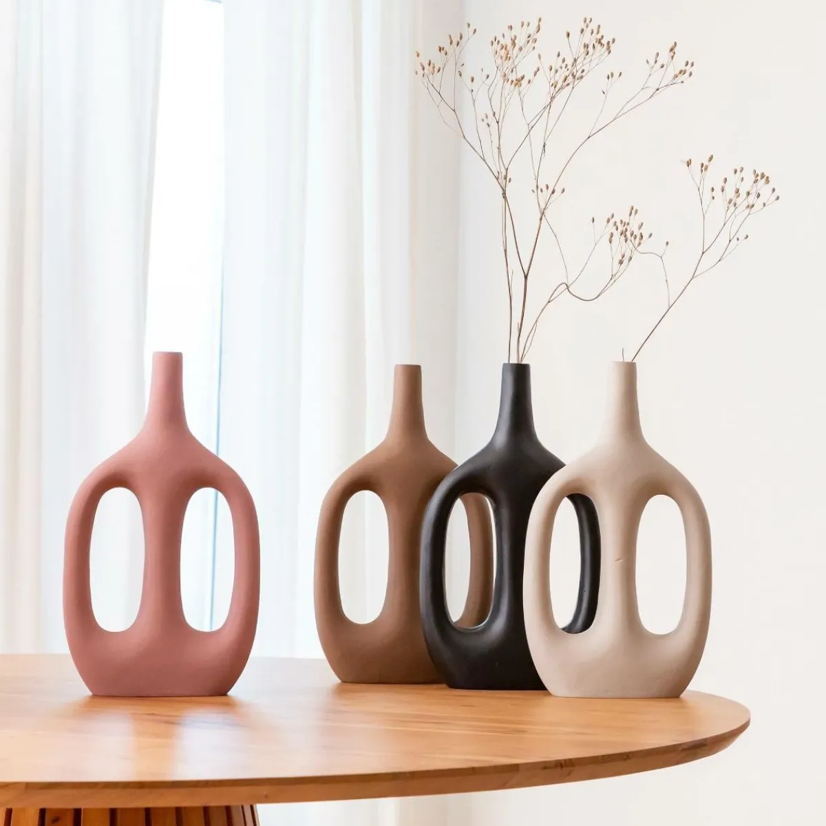 Made in Meubles Vase soliflore noir en aluminium Pivoine